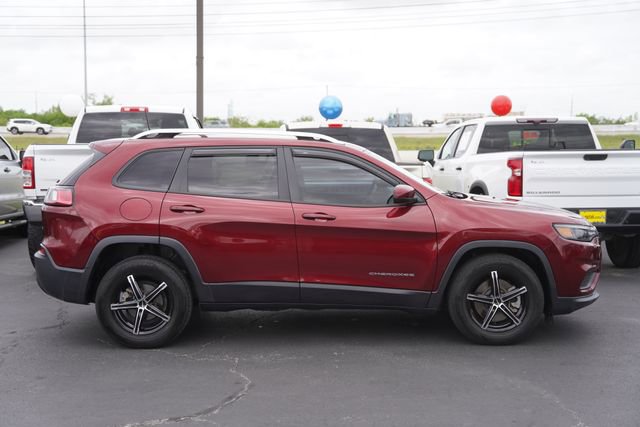 Used 2020 Jeep Cherokee Latitude FWD image 5