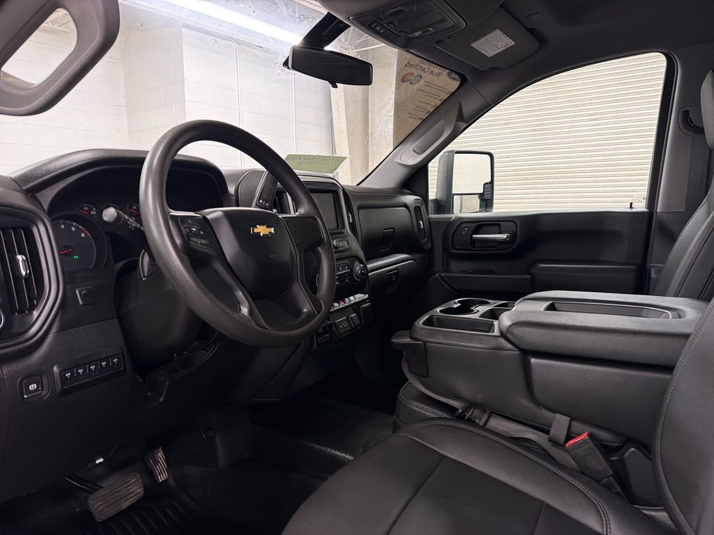 Used 2022 Chevrolet Silverado 2500 W/T w/ WT Convenience Package AWD/4WD image 6