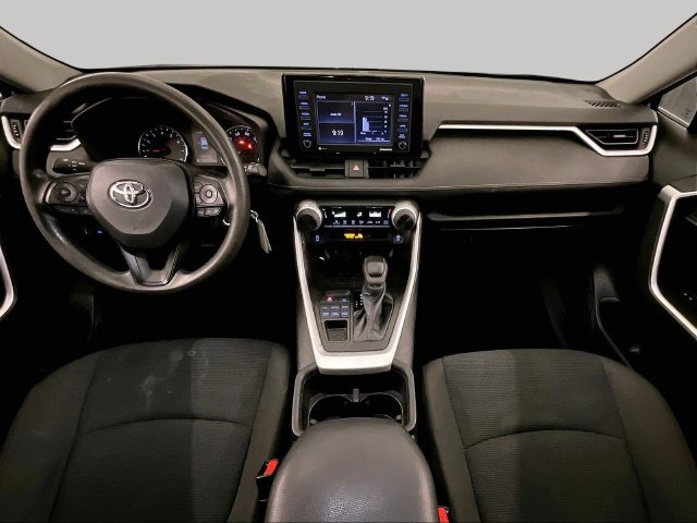 Used 2022 Toyota RAV4 LE AWD/4WD image 14
