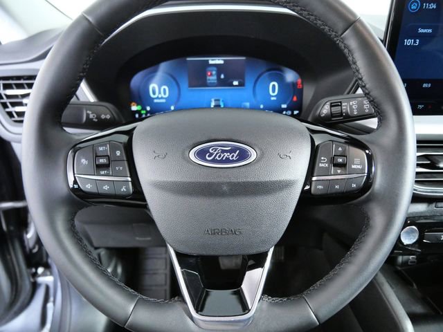 Certified 2025 Ford Escape Platinum AWD/4WD image 22