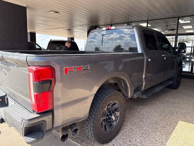 Certified 2023 Ford F250 Lariat w/ Lariat Ultimate Package AWD/4WD image 4