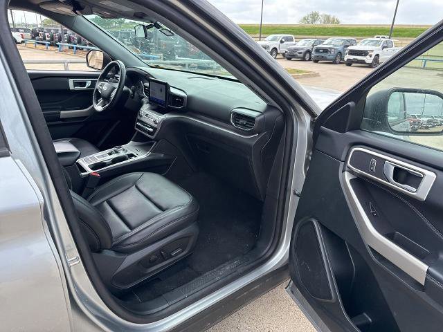 Certified 2023 Ford Explorer XLT w/ Equipment Group 202A image 17