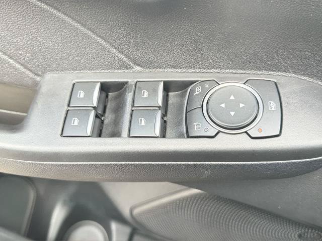 Certified 2021 Ford Escape SE w/ Convenience Package FWD image 17