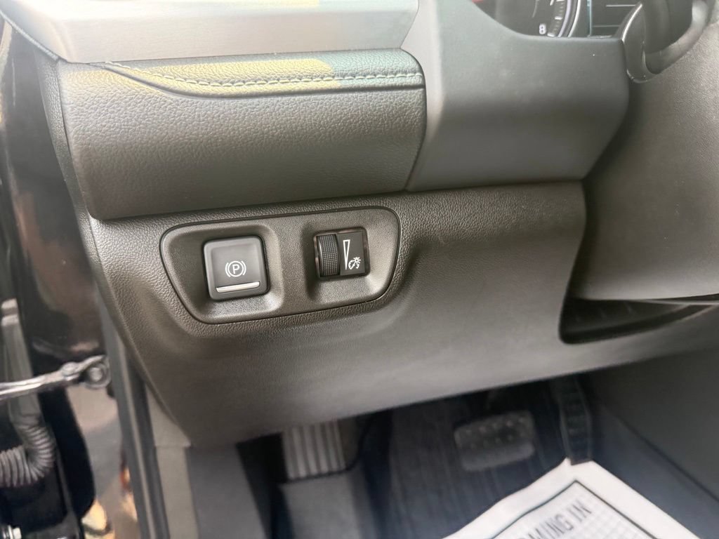 Used 2019 GMC Acadia SLT w/ LPO, Floor Liner Package AWD/4WD image 26