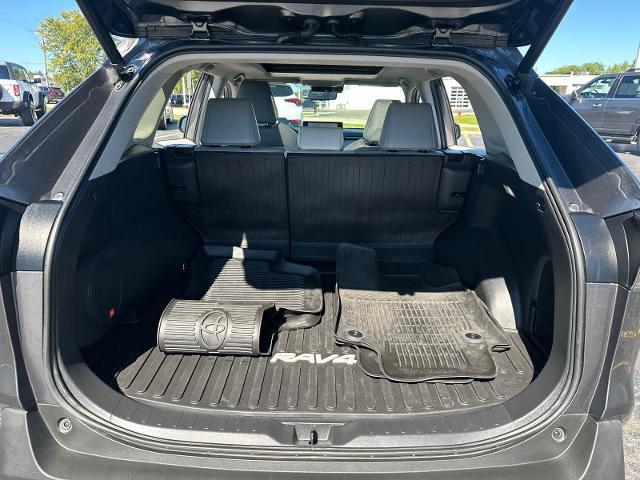 Used 2023 Toyota RAV4 Limited AWD/4WD image 32