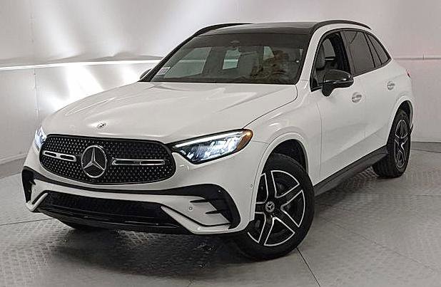 Used 2023 Mercedes-Benz GLC 300 GLC 300 image 6