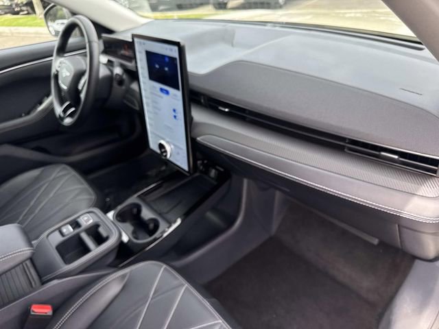 Certified 2025 Ford Mustang Mach-E Select image 36