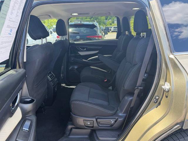 Used 2022 Subaru Ascent Premium w/ Convenience Package AWD/4WD image 14