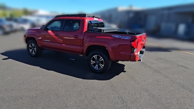 Used 2019 Toyota Tacoma TRD Sport w/ Technology Package AWD/4WD image 7