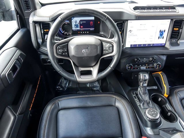 Certified 2024 Ford Bronco Badlands w/ Sasquatch Package AWD/4WD image 16