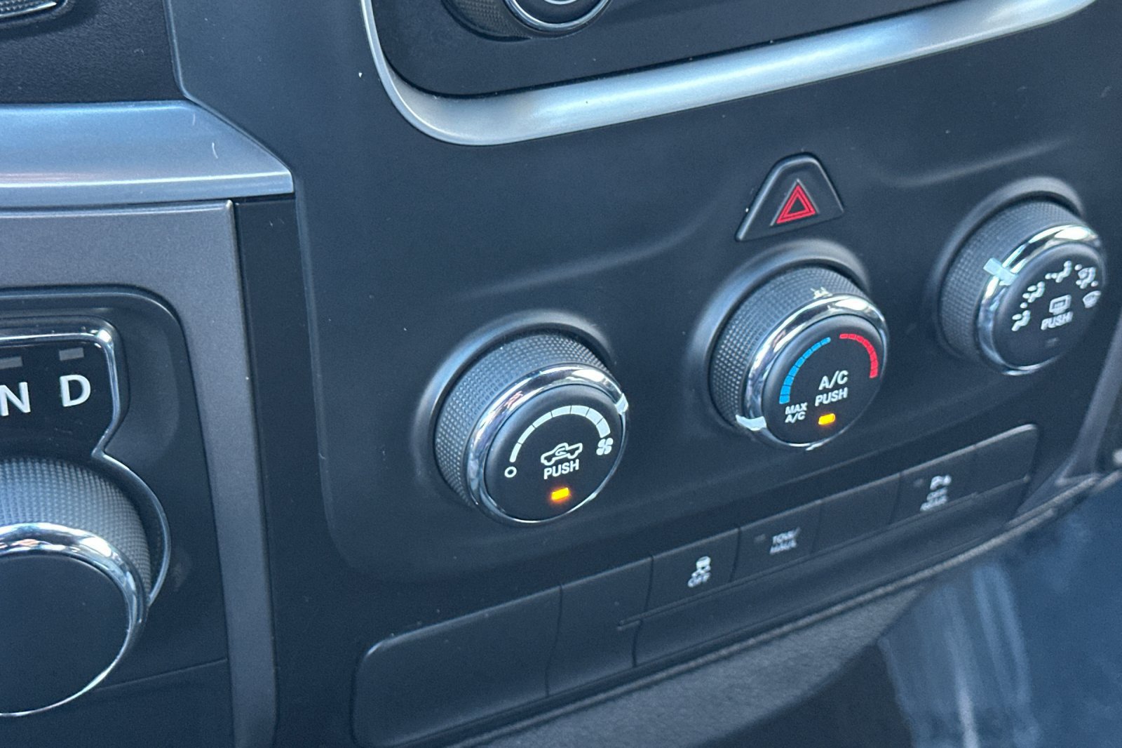 Used 2022 RAM 1500 Warlock RWD image 28