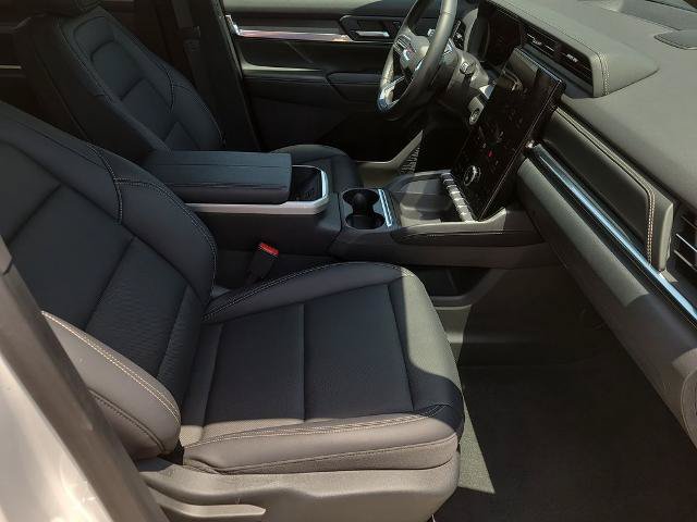 Used 2026 GMC Terrain Elevation w/ Elevation Premium Package AWD/4WD image 11