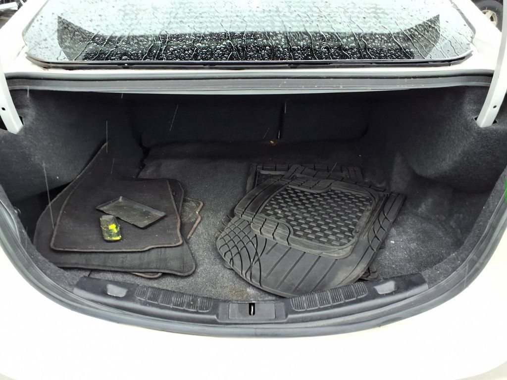 Certified 2018 Ford Fusion SE w/ Fusion SE Technology Package FWD image 31