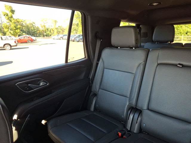 Used 2024 Chevrolet Tahoe LT AWD/4WD image 12