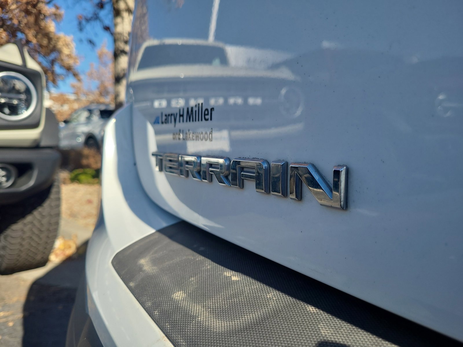 Used 2017 GMC Terrain SLE image 24