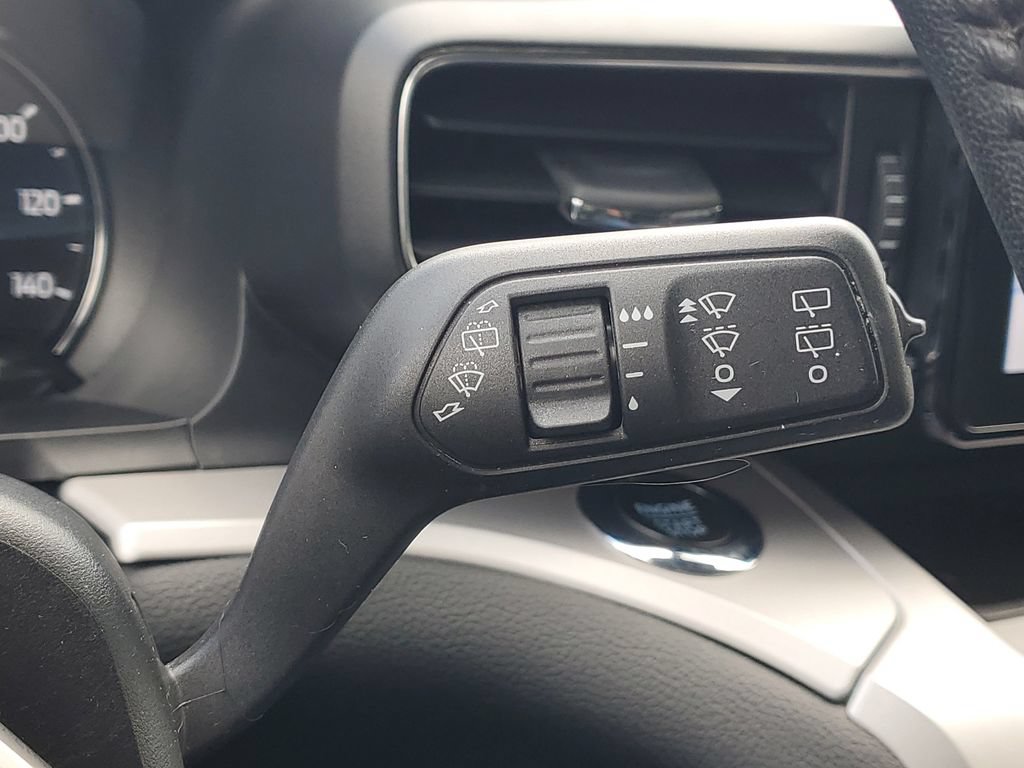 Certified 2023 Ford Explorer XLT w/ Equipment Group 202A AWD/4WD image 25