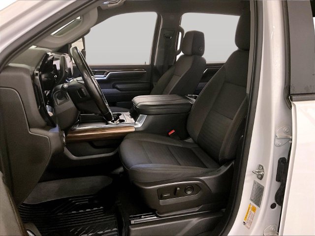 Used 2024 Chevrolet Silverado 2500 LT AWD/4WD image 24