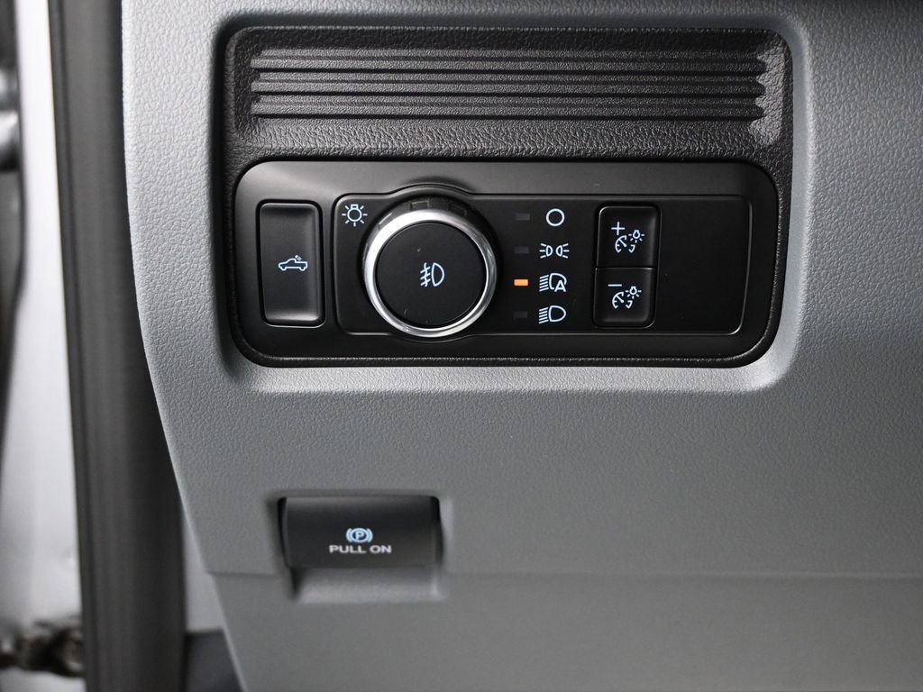 Certified 2024 Ford F350 XL w/ XL Chrome Package image 13