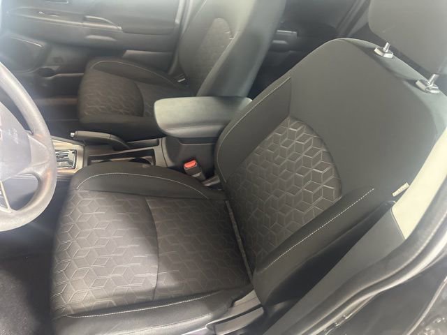 Used 2025 Mitsubishi Outlander Sport ES AWD/4WD image 22