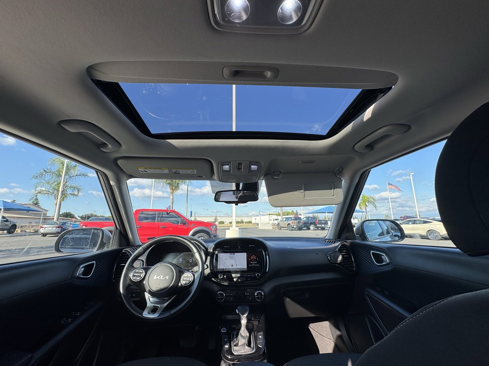 Used 2023 Kia Soul EX image 13