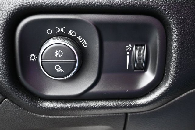 Used 2022 RAM 1500 Big Horn AWD/4WD image 25