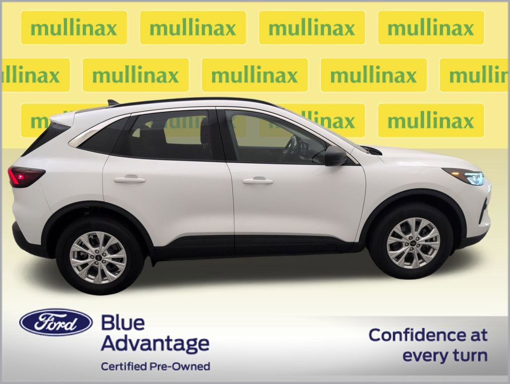 Certified 2023 Ford Escape Active w/ Tech Pack #1 AWD/4WD image 2
