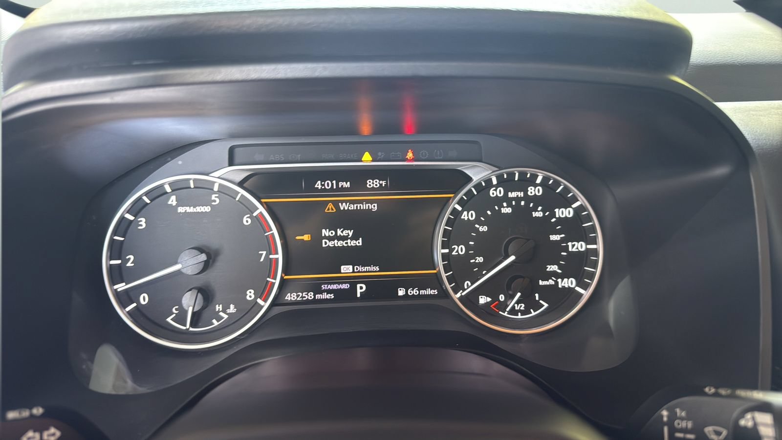 Used 2025 Nissan Rogue SV FWD image 14