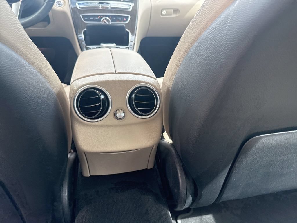 Used 2021 Mercedes-Benz C 300 Sedan image 26