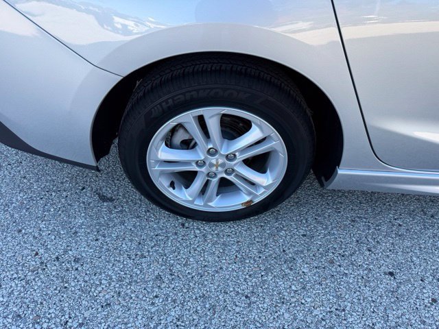 Used 2018 Chevrolet Cruze LT w/ Convenience Package FWD image 58
