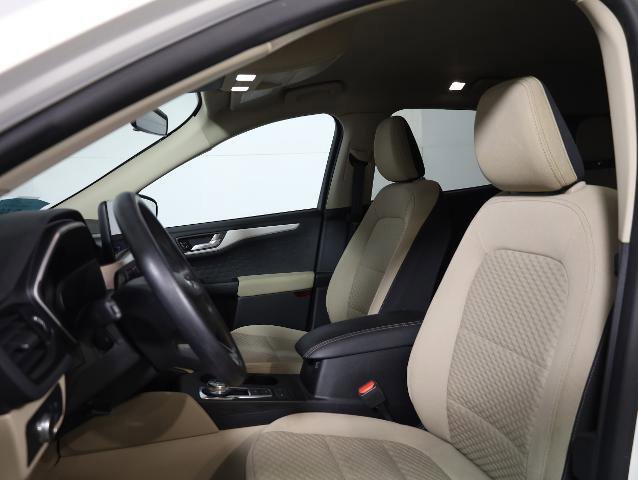 Certified 2020 Ford Escape SE image 8