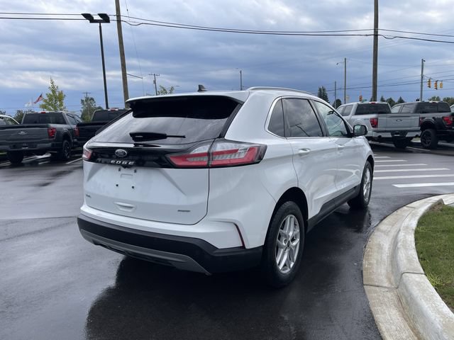 Certified 2024 Ford Edge SEL w/ Convenience Package AWD/4WD image 5