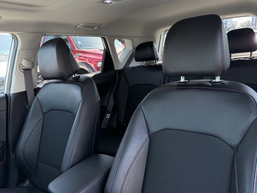 Used 2023 Kia Soul GT-Line w/ GT-Line Technology Package FWD image 16