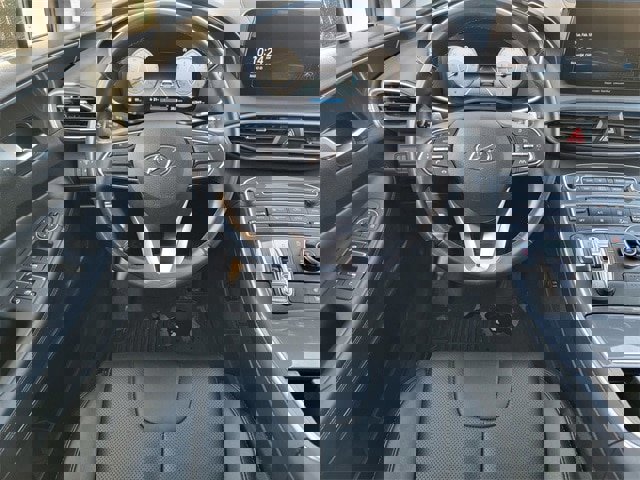 Used 2023 Hyundai Santa Fe SEL w/ Premium Package image 30