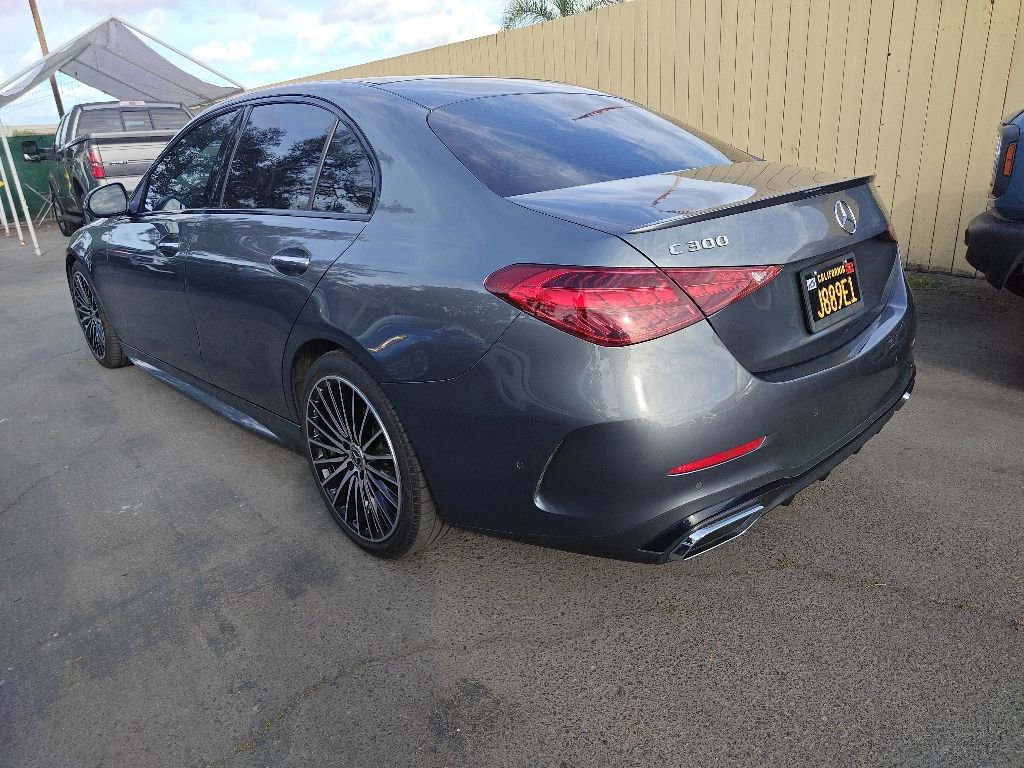 Used 2024 Mercedes-Benz C 300 Sedan image 4