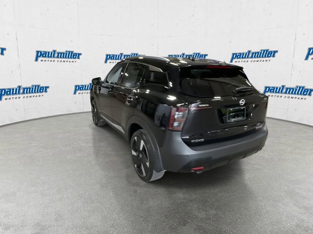Used 2025 Nissan Kicks SR AWD/4WD image 8