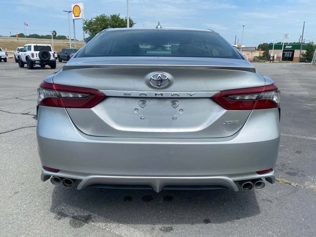 Used 2024 Toyota Camry XSE FWD image 6