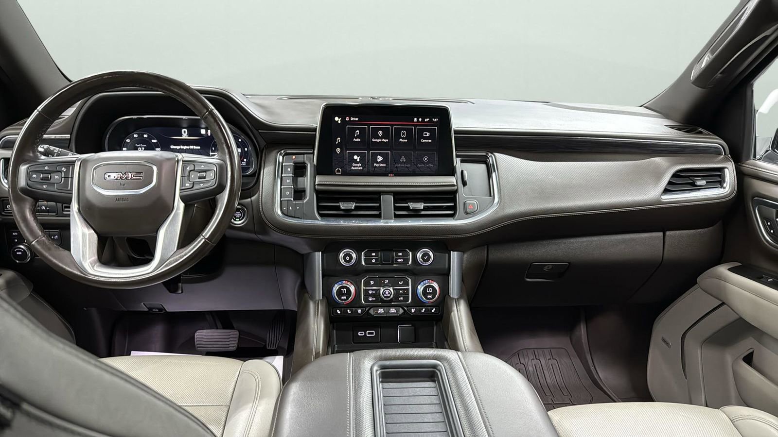 Used 2023 GMC Yukon XL SLT image 22