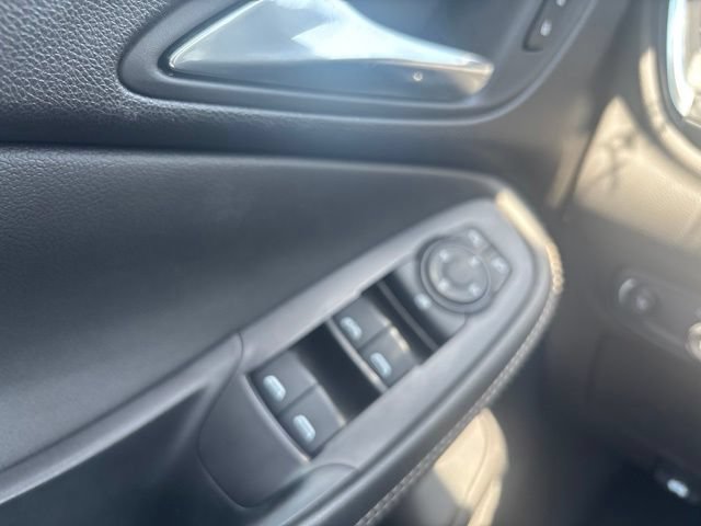 Used 2025 Buick Encore GX Preferred FWD image 24