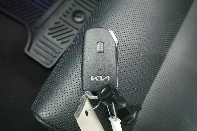 Used 2022 Kia Stinger GT-Line w/ Sun & Sound Package AWD/4WD image 22