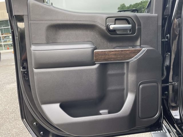 Used 2020 GMC Sierra 1500 Elevation w/ Elevation Value Package AWD/4WD image 11