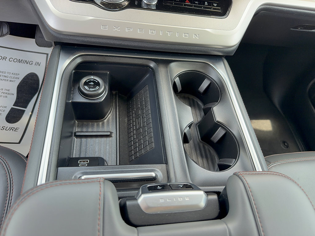 Certified 2025 Ford Expedition Max Active RWD image 25