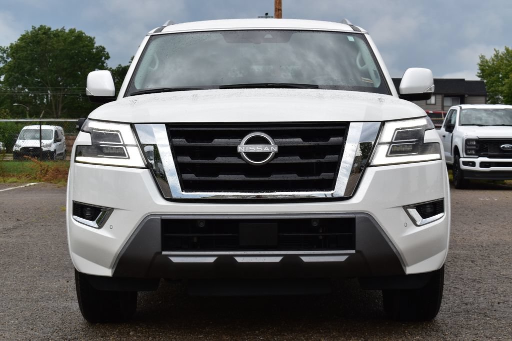 Used 2024 Nissan Armada SV w/ Cargo Package AWD/4WD image 2