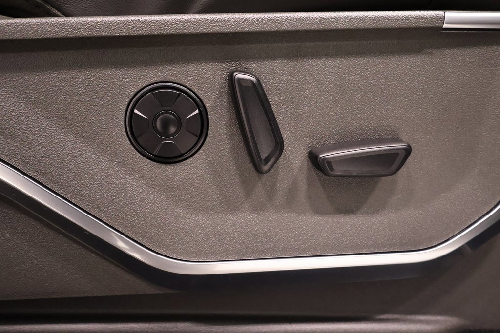 Certified 2026 Ford F350 Platinum w/ Platinum Plus Package image 19