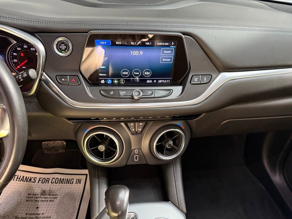 Used 2020 Chevrolet Blazer LT video 3