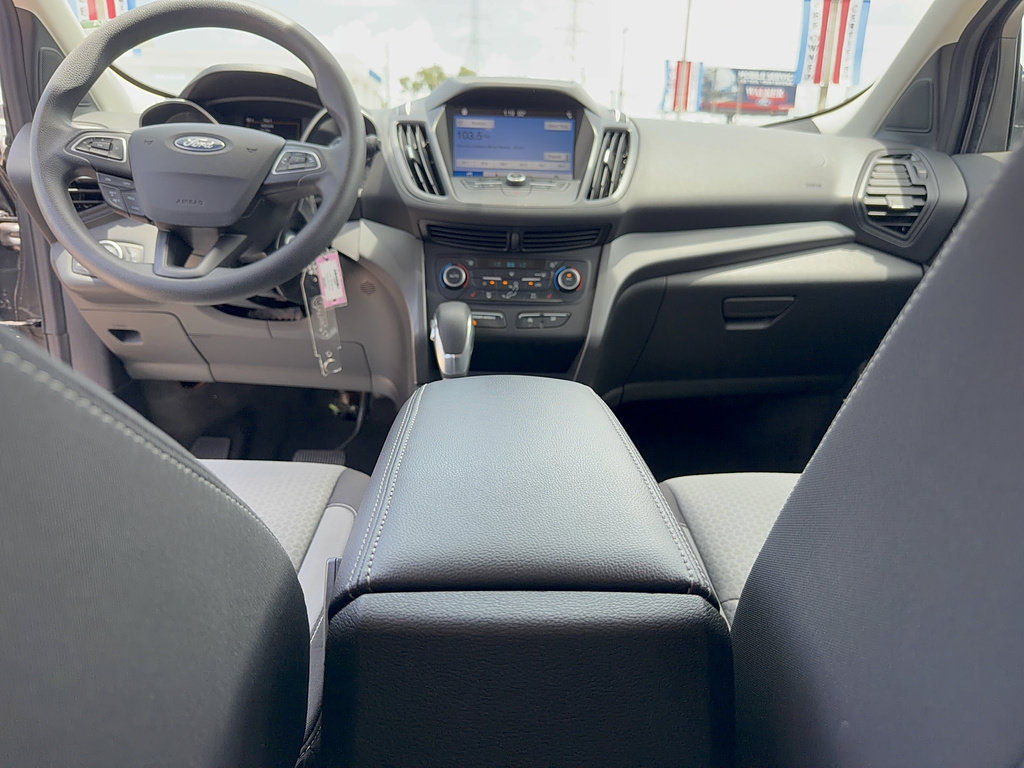 Certified 2018 Ford Escape SE w/ SE Sync 3 Package FWD image 30