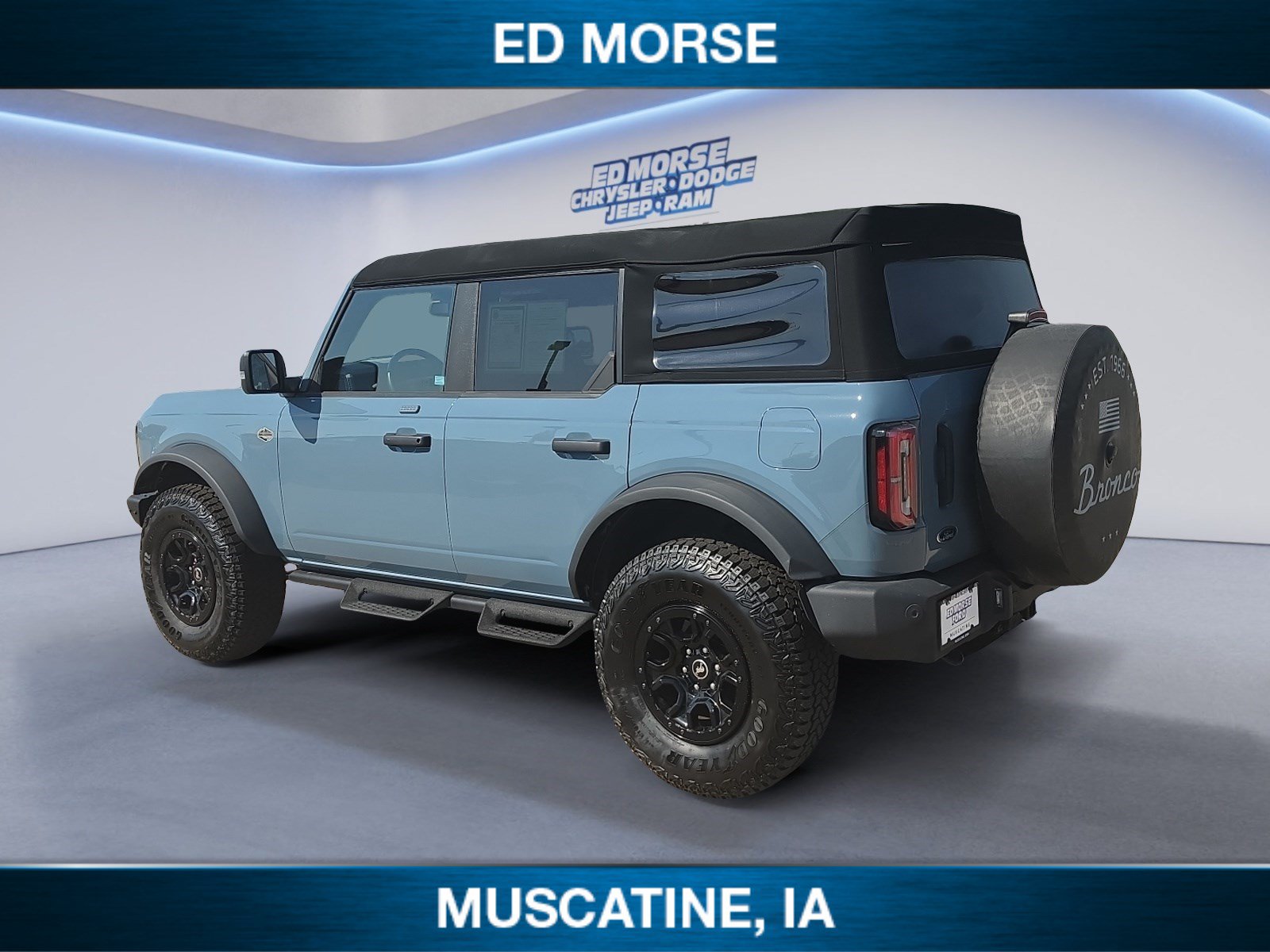 Certified 2023 Ford Bronco Wildtrak AWD/4WD image 3