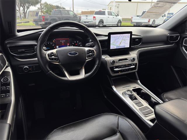 Certified 2021 Ford Explorer XLT w/ Equipment Group 202A image 18