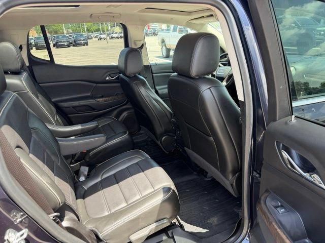 Used 2021 GMC Acadia Denali w/ Denali Ultimate Package AWD/4WD image 35