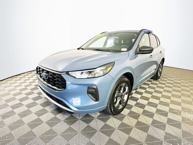 Certified 2024 Ford Escape ST-Line w/ Tech Pack #1 image 6