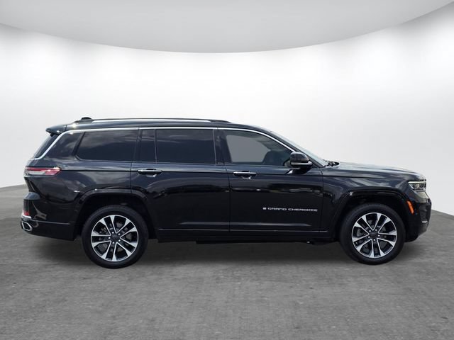 Used 2021 Jeep Grand Cherokee L Overland w/ Luxury Tech Group IV AWD/4WD image 3